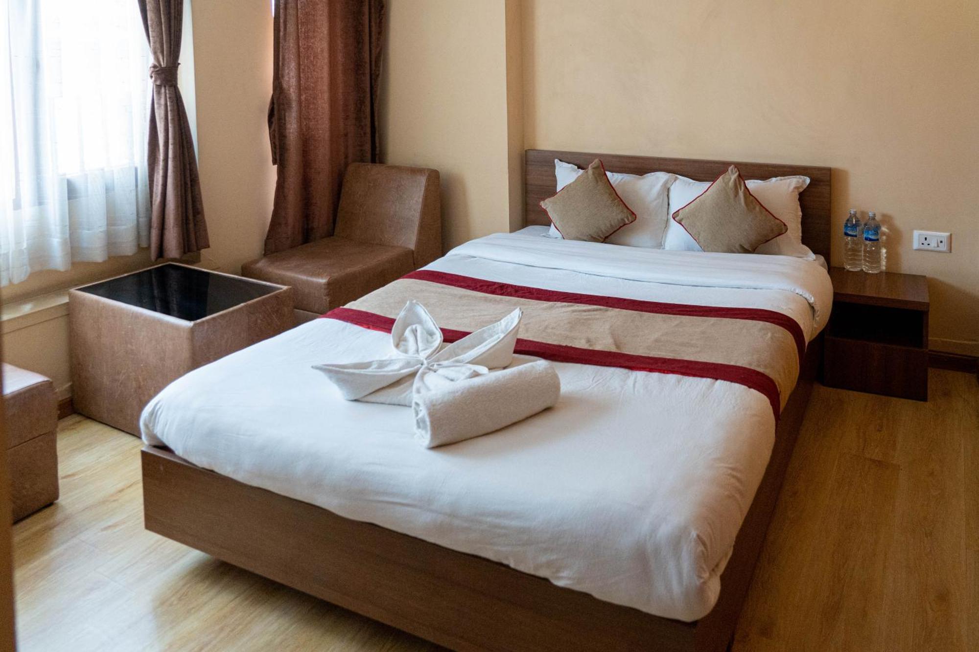 Holiday Hostel Katmandu Dış mekan fotoğraf